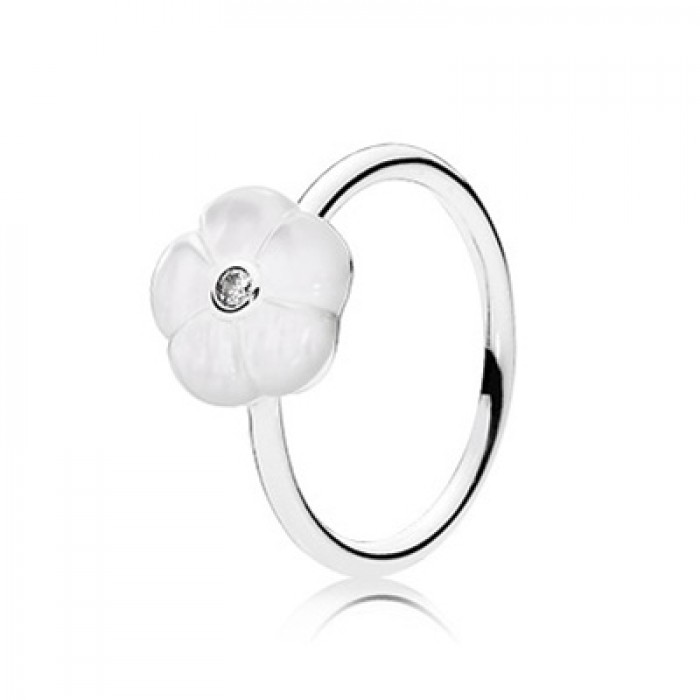 Pandora Jewelry Luminous Floral Ring